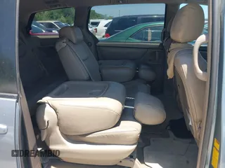 2006 Toyota Sienna CE z VIN 5TDZA23C36S444209, wystawiony jako IAAI lot #42526840 z przebiegiem 245 079 mil mil oraz . Historia ofert i sprzedaży dostępna na DreamBid. Obrazek 8.