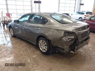 2015 Nissan Altima 2.5 S with VIN 1N4AL3AP8FC266100, listed as a IAAI auction lot 41535510 with 111,566 mi miles. Bid and sale history available at carsss.com. Image 3.