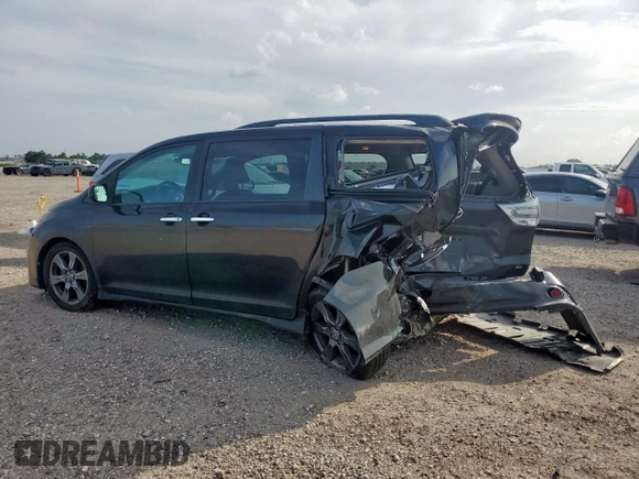 2018 Toyota Sienna SE with VIN 5TDXZ3DC4JS916138, listed as a Copart auction lot 57165495 with 120,764 mi miles and Salvage title. Bid and sale history available at DreamBid. Image 2.