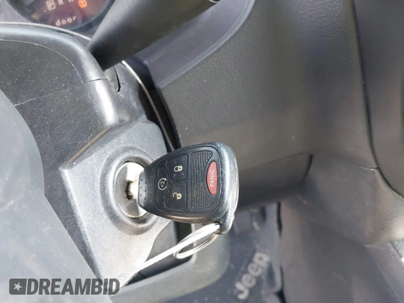 2015 Jeep Patriot Latitude with VIN 1C4NJPFB2FD157907, listed as a IAAI auction lot 41767591 with 111,738 mi miles and . Bid and sale history available at DreamBid. Image 11.