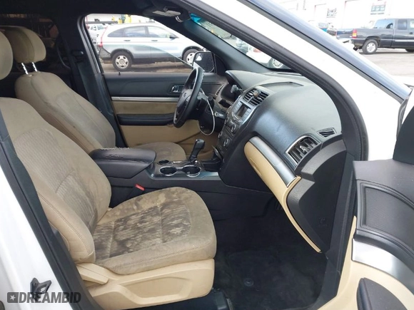 2017 Ford Explorer with VIN 1FM5K7B85HGA43355, listed as a IAAI auction lot 41403511 with 68,298 mi miles. Bid and sale history available at carsss.com. Image 5.