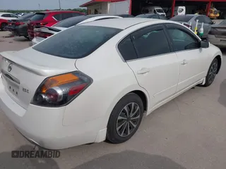 2009 Nissan Altima 2.5 S with VIN 1N4AL21EX9N493712, listed as a IAAI auction lot 42069308 with 202,667 mi miles. Bid and sale history available at carsss.com. Image 4.