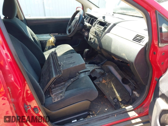 2011 Nissan Versa S with VIN 3N1BC1CP2BL474751, listed as a IAAI auction lot 42143436 with 197,100 mi miles and . Bid and sale history available at DreamBid. Image 5.