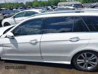 2015 Mercedes-Benz E 350 Luxury with VIN WDDHH8JB2FB088997, listed as a IAAI auction lot 42530336 with 96,993 mi miles and . Bid and sale history available at DreamBid. Image 14.