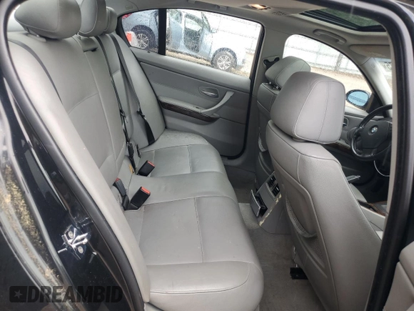2007 BMW 3 Series 328xi with VIN WBAVC93547KX52045, listed as a Copart auction lot 60922775 with 136,686 mi miles and Clean title. Bid and sale history available at DreamBid. Image 10.