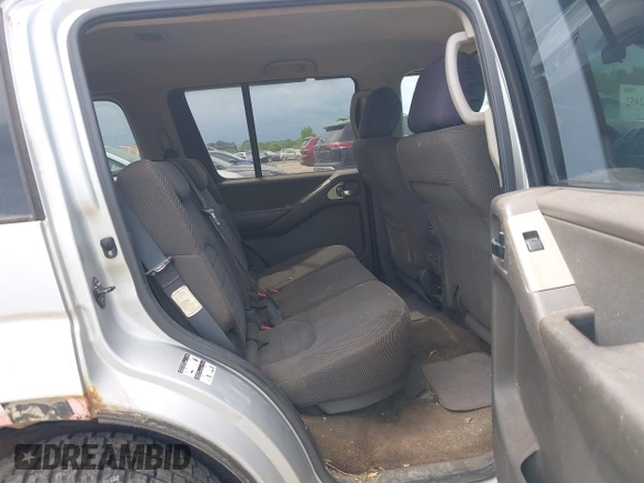2005 Nissan Pathfinder SE with VIN 5N1AR18W45C779915, listed as a IAAI auction lot 42522452 with 260,904 mi miles and . Bid and sale history available at DreamBid. Image 8.