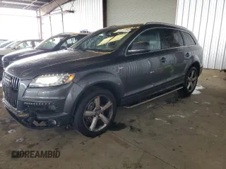 2011 Audi Q7 S line z VIN WA1DGAFE6BD010561, wystawiony jako Copart lot #84087724 z przebiegiem 94 192 mil mil oraz Szkoda całkowita • Salvage title. Historia ofert i sprzedaży dostępna na DreamBid. Obrazek 1.