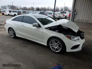 2014 Mercedes-Benz E-Class E 550 with VIN WDDKJ7DB4EF260633, listed as a Copart auction lot 86865654 with 121,203 mi miles and Salvage Title. Bid and sale history available at carsss.com. Image 4.
