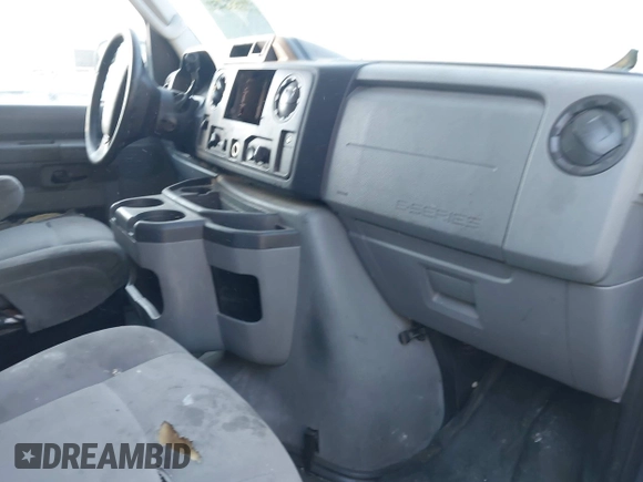 2012 Ford Econoline Cargo Super Duty Commercial z VIN 1FTSS3EL0CDB16769, wystawiony jako IAAI lot #41311520 z przebiegiem 195 436 mil mil oraz . Historia ofert i sprzedaży dostępna na DreamBid. Obrazek 5.