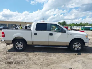 2008 Ford F-150 XLT z VIN 1FTPW12V78FB88942, wystawiony jako IAAI lot #42535564 z przebiegiem 239 965 mil mil oraz . Historia ofert i sprzedaży dostępna na DreamBid. Obrazek 13.