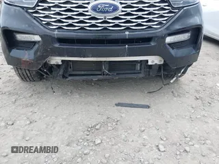 2020 Ford Explorer Platinum z VIN 1FM5K8HC1LGB33273, wystawiony jako IAAI lot #41951885 z przebiegiem 74 734 mil mil oraz . Historia ofert i sprzedaży dostępna na DreamBid. Obrazek 6.