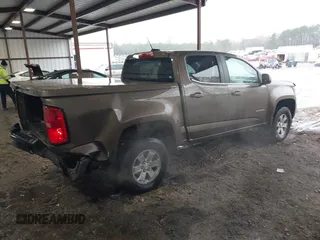 2015 Chevrolet Colorado 2WD WT z VIN 1GCGSAE34F1270479, wystawiony jako IAAI lot #41768612 z przebiegiem 158 984 mil mil oraz . Historia ofert i sprzedaży dostępna na DreamBid. Obrazek 4.
