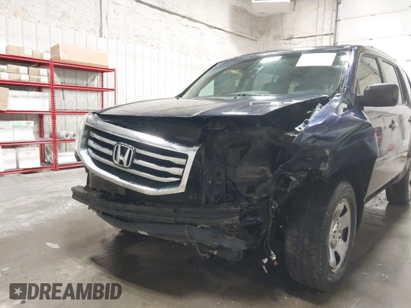 2014 Honda Pilot LX with VIN 5FNYF4H28EB015045, listed as a IAAI auction lot 40132499 with 139,845 mi miles and . Bid and sale history available at DreamBid. Image 6.