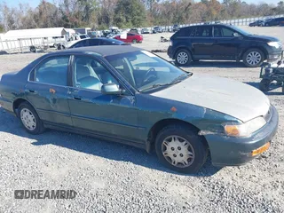 1997 Honda Accord Value with VIN 1HGCD5680VA148728, listed as a IAAI auction lot 41011149 with 198,773 mi miles and . Bid and sale history available at carsss.com. Image 6.