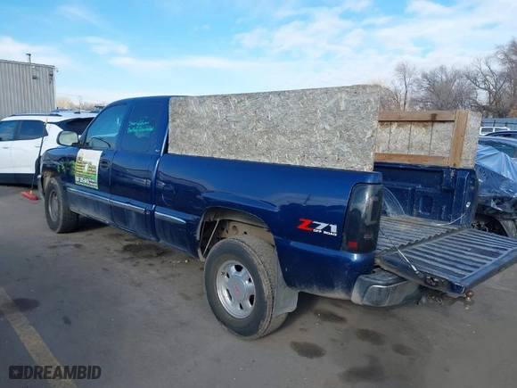2002 GMC Sierra 1500 SLE with VIN 2GTEK19T121227742, listed as a IAAI auction lot 41312829 with 1 mi miles. Bid and sale history available at carsss.com. Image 3.