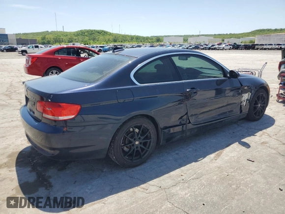 2008 BMW 3 Series 328xi z VIN WBAWC33558PD08407, wystawiony jako Copart lot #54255975 z przebiegiem 158 970 mil mil oraz Szkoda całkowita • Salvage title. Historia ofert i sprzedaży dostępna na DreamBid. Obrazek 3.