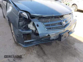 2008 Cadillac SRX AWD with VIN 1GYEE437580158105, listed as a IAAI auction lot 41777201 with 136,561 mi miles. Bid and sale history available at carsss.com. Image 6.