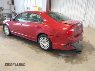 2011 Ford Fusion Hybrid with VIN 3FADP0L33BR155315, listed as a IAAI auction lot 41871715 with 197,345 mi miles. Bid and sale history available at carsss.com. Image 3.