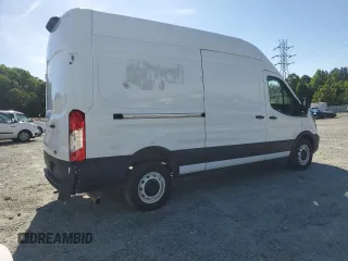 2021 Ford Transit Cargo z VIN 1FTBR1X85MKA45784, wystawiony jako Copart lot #58608665 z przebiegiem 65 342 mil mil oraz Szkody całkowita. Historia ofert i sprzedaży dostępna na DreamBid. Obrazek 3.