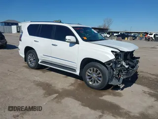 2014 Lexus GX 460 with VIN JTJBM7FX1E5068129, listed as a IAAI auction lot 41649949 with 131,641 mi miles. Bid and sale history available at carsss.com. Image 1.