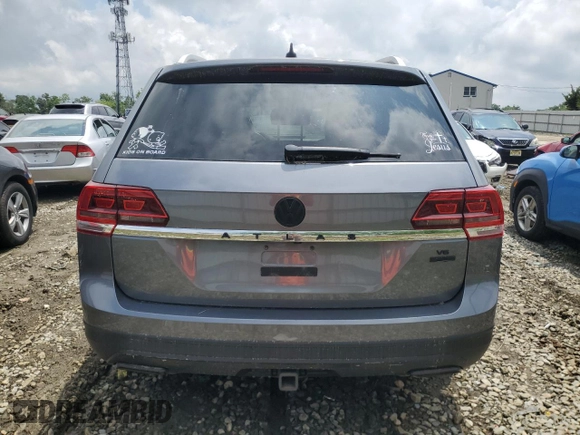 2018 Volkswagen Atlas SE with VIN 1V2KR2CA2JC580073, listed as a Copart auction lot 58898265 with 69,377 mi miles and Salvage title. Bid and sale history available at DreamBid. Image 6.