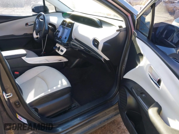 2017 Toyota Prius Two z VIN JTDKARFU4H3543978, wystawiony jako IAAI lot #41749905 z przebiegiem 105 151 mil mil oraz . Historia ofert i sprzedaży dostępna na DreamBid. Obrazek 5.