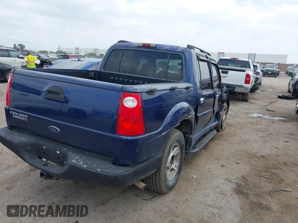 2004 Ford Explorer Sport Trac XLS с VIN 1FMZU67K34UB27339, выставлен на аукционе IAAI как лот 42165054 с пробегом Не указан миль и . История ставок и продаж доступна на DreamBid. Изображение 4.