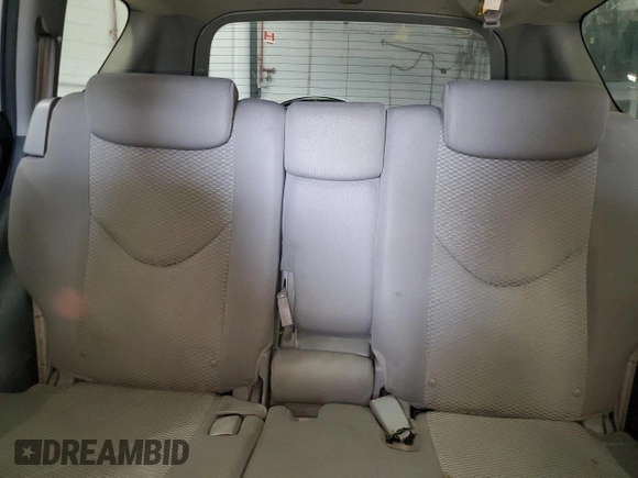 2008 Toyota RAV4 Limited with VIN JTMBD31V886063350, listed as a Copart auction lot 64698555 with 235,040 mi miles and Clean title. Bid and sale history available at DreamBid. Image 10.
