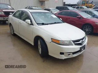2006 Acura TSX with VIN JH4CL96866C036335, listed as a IAAI auction lot 41862031 with 195,277 mi miles. Bid and sale history available at carsss.com. Image 1.