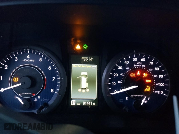 2018 Toyota Sienna XLE with VIN 5TDDZ3DC9JS207322, listed as a Copart auction lot 85513894 with 91,441 mi miles and Salvage Title. Bid and sale history available at carsss.com. Image 9.