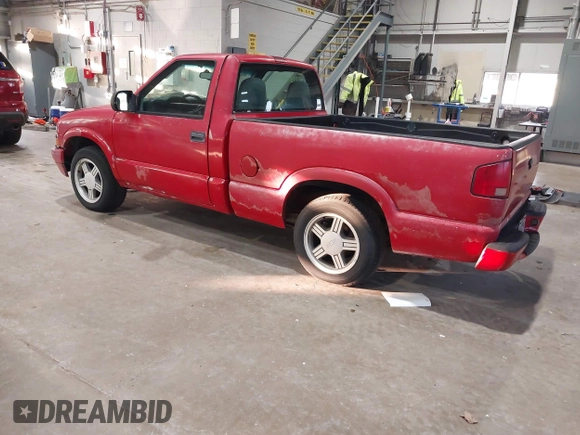 1999 Chevrolet S-10 LS with VIN 1GCCS1449XK163562, listed as a IAAI auction lot 40983215 with 57,489 mi miles. Bid and sale history available at carsss.com. Image 3.