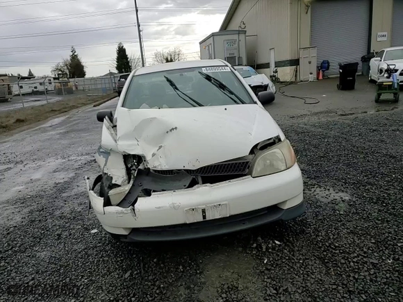 2000 Toyota ECHO with VIN JTDBT1234Y0003198, listed as a Copart auction lot 84899544 with NaN miles and Salvage Title. Bid and sale history available at carsss.com. Image 11.