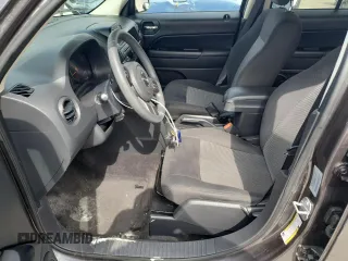 2017 Jeep Patriot Sport with VIN 1C4NJPBA0HD149840, listed as a Copart auction lot 51136865 with 183,897 mi miles and Salvage Title. Bid and sale history available at carsss.com. Image 7.