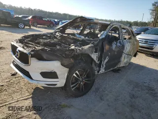 2020 Volvo XC60 Momentum with VIN YV4A22RK1L1411028, listed as a Copart auction lot 48355295 with Not provided miles and Non repairable. Bid and sale history available at DreamBid. Image 1.