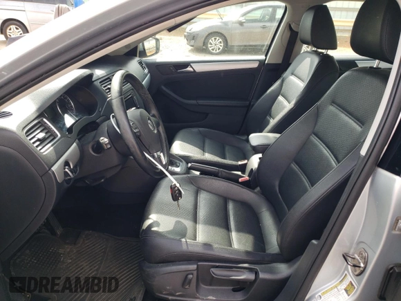 2013 Volkswagen Jetta SE with VIN 3VWDX7AJ6DM359415, listed as a Copart auction lot 54653435 with 189,463 mi miles and Clean title. Bid and sale history available at DreamBid. Image 7.