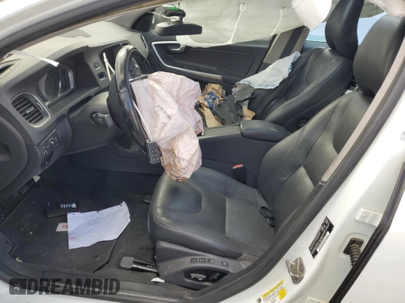 2015 Volvo V60 T5 Drive-E Platinum with VIN YV140MED7F1186220, listed as a Copart auction lot 66908664 with 109,782 mi miles and Salvage Title. Bid and sale history available at carsss.com. Image 7.