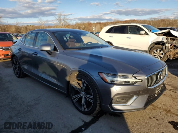 2019 Volvo S60 Inscription with VIN 7JRA22TL0KG001810, listed as a Copart auction lot 79165834 with 67,646 mi miles and Salvage Title. Bid and sale history available at carsss.com. Image 4.