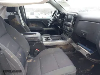 2018 Chevrolet Silverado 1500 LT with VIN 1GCVKREC3JZ323740, listed as a IAAI auction lot 41636517 with 198,422 mi miles. Bid and sale history available at carsss.com. Image 5.