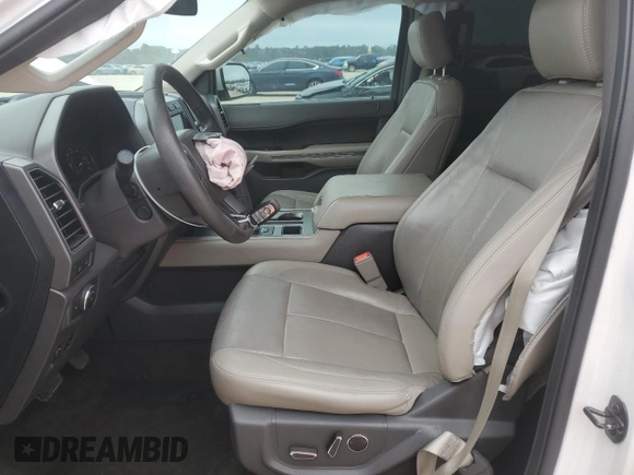 2018 Ford Expedition XLT z VIN 1FMJU1HT0JEA63693, wystawiony jako Copart lot #45327895 z przebiegiem 111 548 mil mil oraz Szkoda całkowita • Salvage title. Historia ofert i sprzedaży dostępna na DreamBid. Obrazek 7.