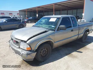 2001 GMC Sonoma SLS w/1SG Pkg with VIN 1GTCS19W218143006, listed as a IAAI auction lot 41754688 with 159,375 mi miles. Bid and sale history available at carsss.com. Image 17.