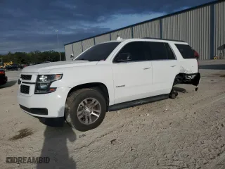 2017 Chevrolet Tahoe LS with VIN 1GNSCAKC3HR388708, listed as a Copart auction lot 88932825 with 138,417 mi miles and Salvage Title. Bid and sale history available at carsss.com. Image 1.