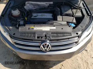 2017 Volkswagen Tiguan S z VIN WVGAV7AX9HK018499, wystawiony jako Copart lot #62606655 z przebiegiem 77 991 mil mil oraz Szkoda całkowita • Salvage title. Historia ofert i sprzedaży dostępna na DreamBid. Obrazek 11.