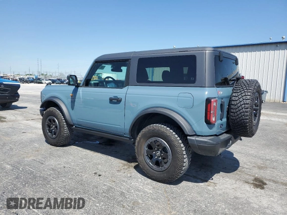 2021 Ford Bronco with VIN 1FMDE5CH1MLA60600, listed as a Copart auction lot 54076135 with 39,526 mi miles and Salvage title. Bid and sale history available at DreamBid. Image 2.
