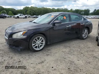 2014 Nissan Maxima S z VIN 1N4AA5AP7EC491530, wystawiony jako Copart lot #56513635 z przebiegiem 170 324 mil mil oraz Czysty tytuł • Clean title. Historia ofert i sprzedaży dostępna na DreamBid. Obrazek 1.