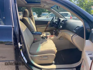 2012 Toyota Highlander Limited with VIN 5TDDK3EH1CS154763, listed as a Copart auction lot 62925725 with 347,686 mi miles and Clean title. Bid and sale history available at DreamBid. Image 5.