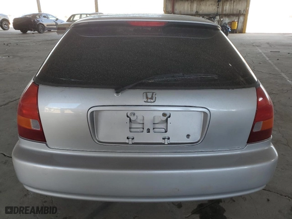 1996 Honda Civic DX with VIN 2HGEJ634XTH105568, listed as a Copart auction lot 69697714 with 130,880 mi miles and Salvage Title. Bid and sale history available at carsss.com. Image 6.