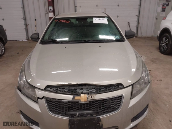 2013 Chevrolet Cruze LS with VIN 1G1PA5SG4D7239463, listed as a IAAI auction lot 41718052 with 105,347 mi miles. Bid and sale history available at carsss.com. Image 12.