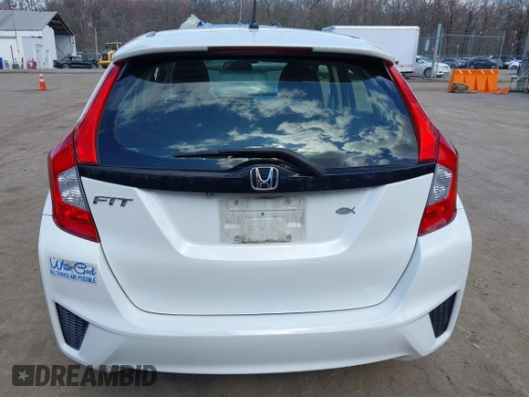 2016 Honda Fit LX with VIN JHMGK5H59GX007518, listed as a IAAI auction lot 41899665 with 68,188 mi miles. Bid and sale history available at carsss.com. Image 16.