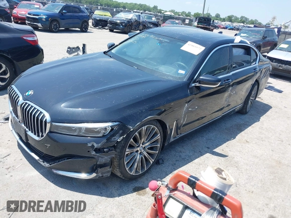 2021 BMW 7 Series 750i xDrive with VIN WBA7U2C05MCF83437, listed as a IAAI auction lot 42403572 with Not provided miles and . Bid and sale history available at DreamBid. Image 18.