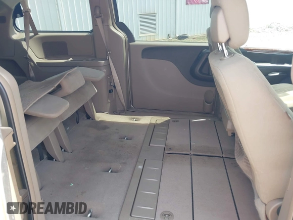 2011 Chrysler Town & Country Touring with VIN 2A4RR5DGXBR613179, listed as a IAAI auction lot 42143355 with 180,906 mi miles and . Bid and sale history available at DreamBid. Image 8.